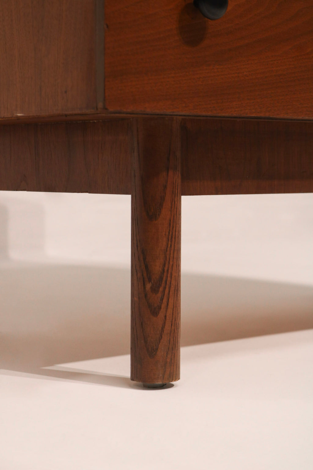 Underside view showing leg structure and stability